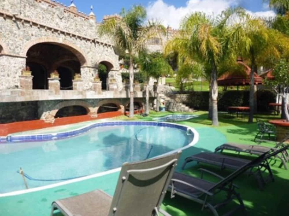 Castillo De Santa Cecilia Hotel 4*