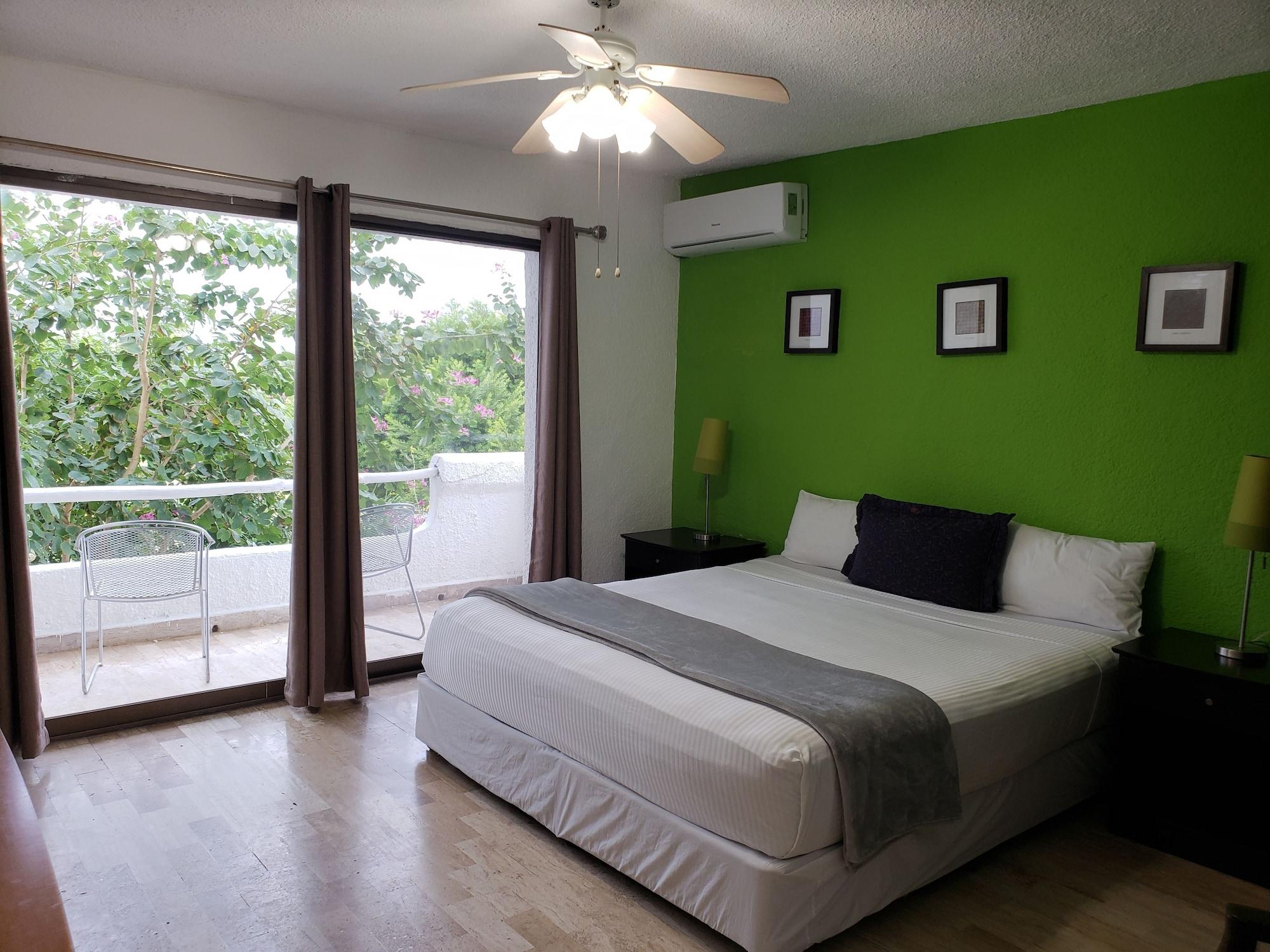 Hotel 16 Cancun