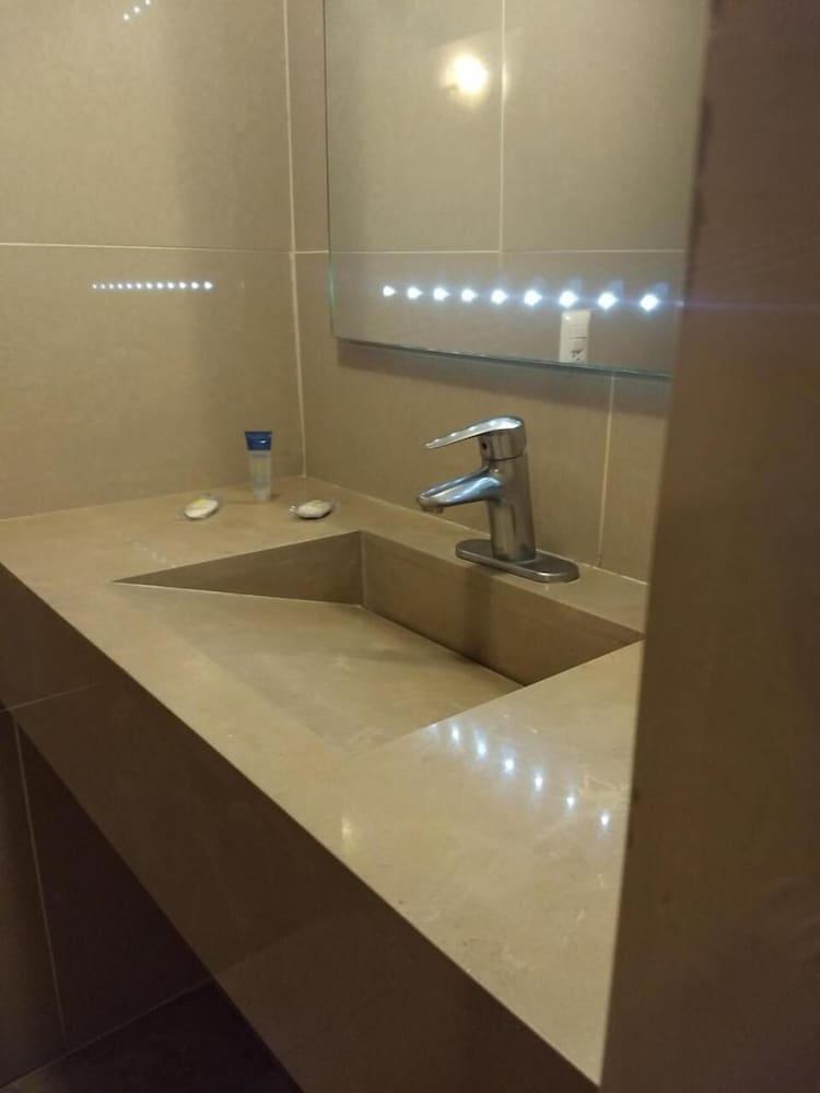 Hotel Acuario De 3*
