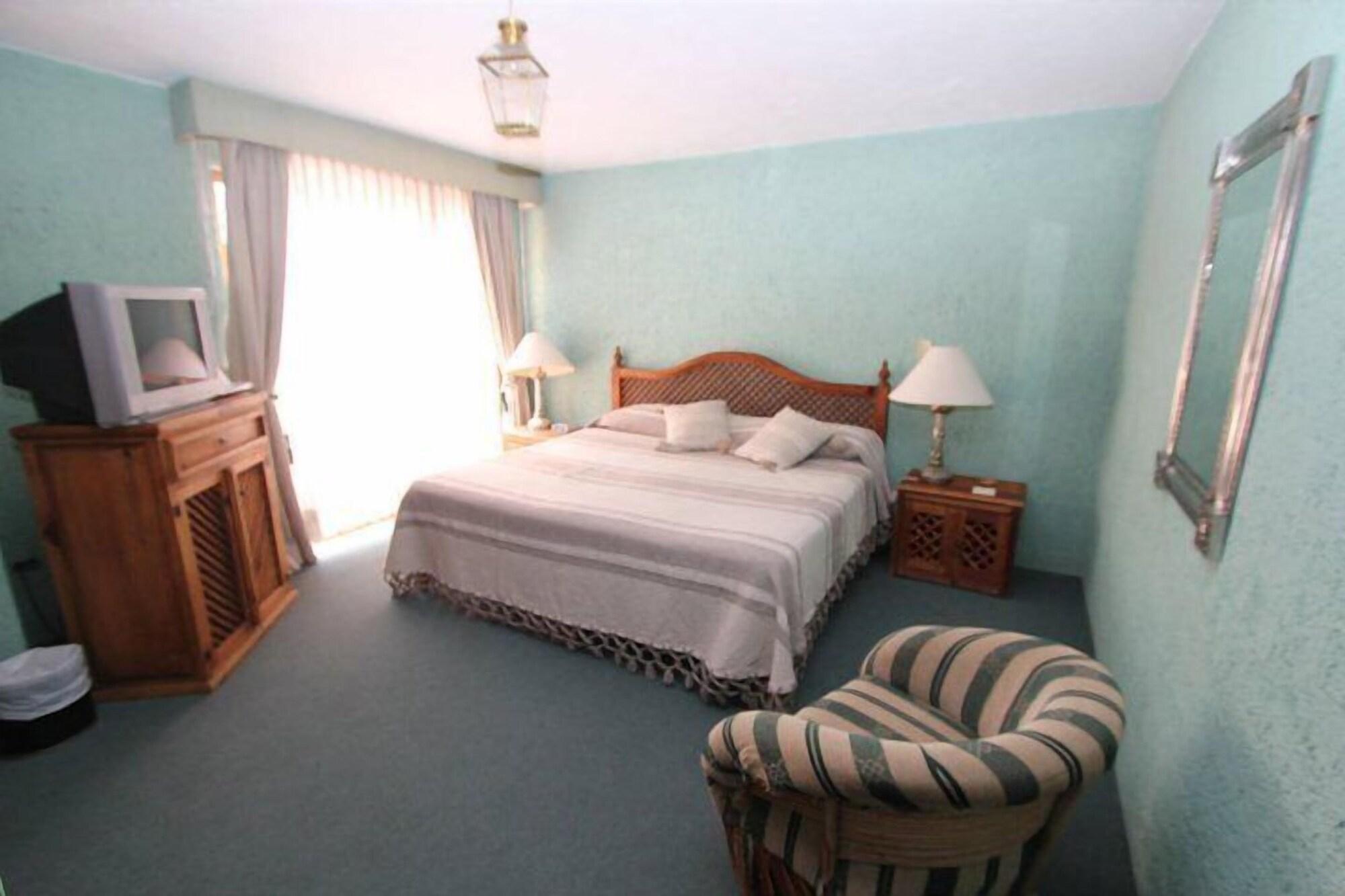 De La Plata Aparthotel 4*