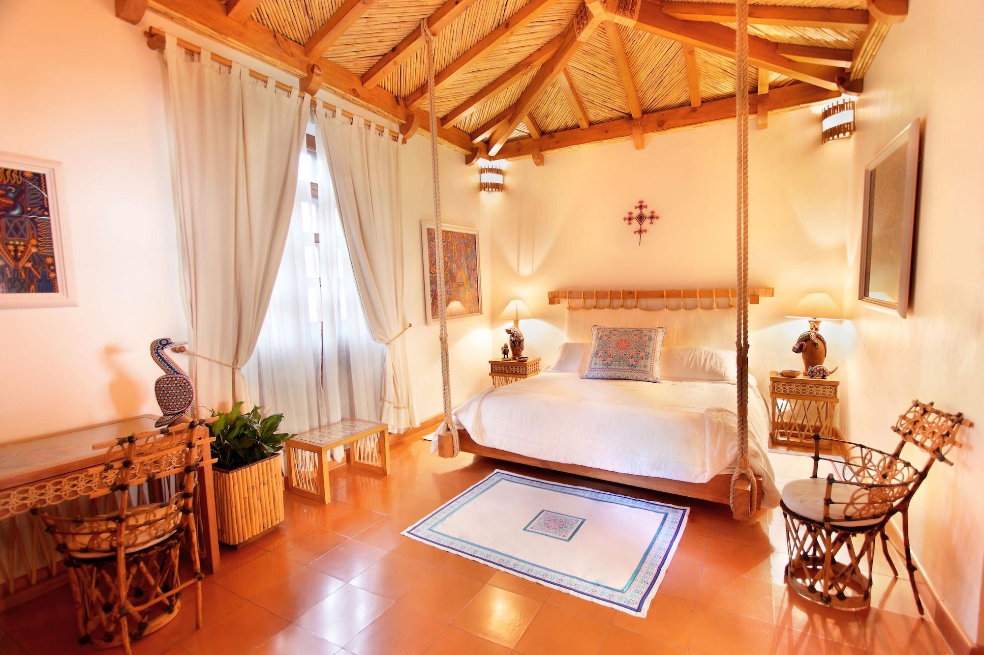 Hotel Boutique La Casa Azul 5*