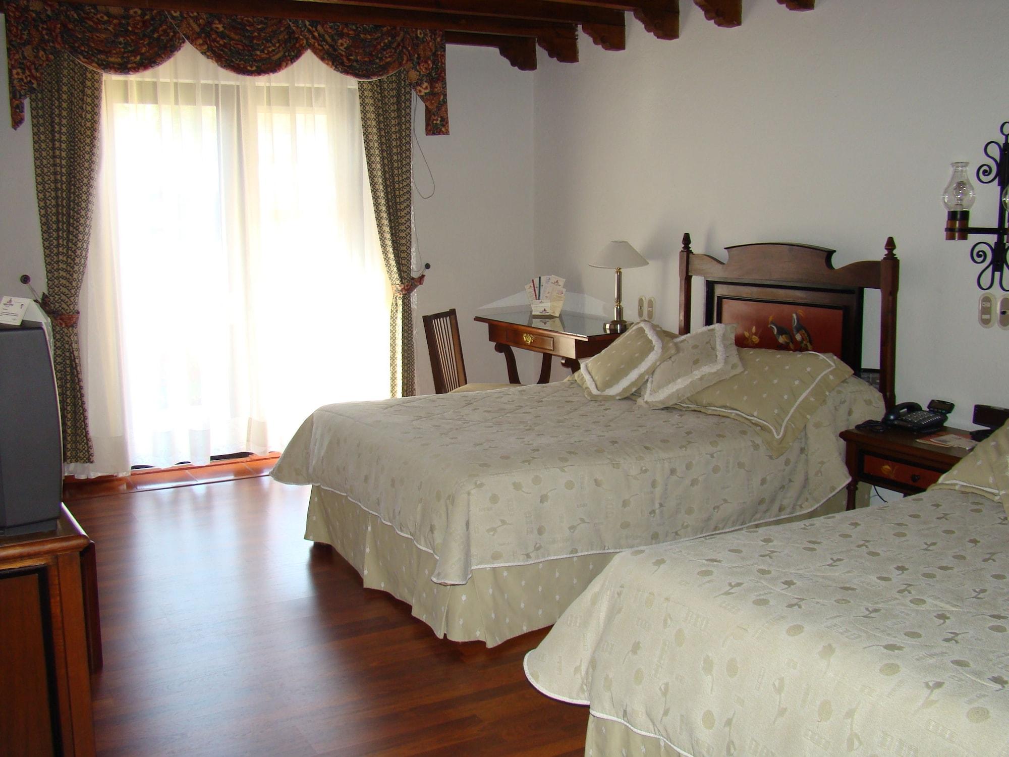 Hotel Mansion Del Cupatitzio 4*
