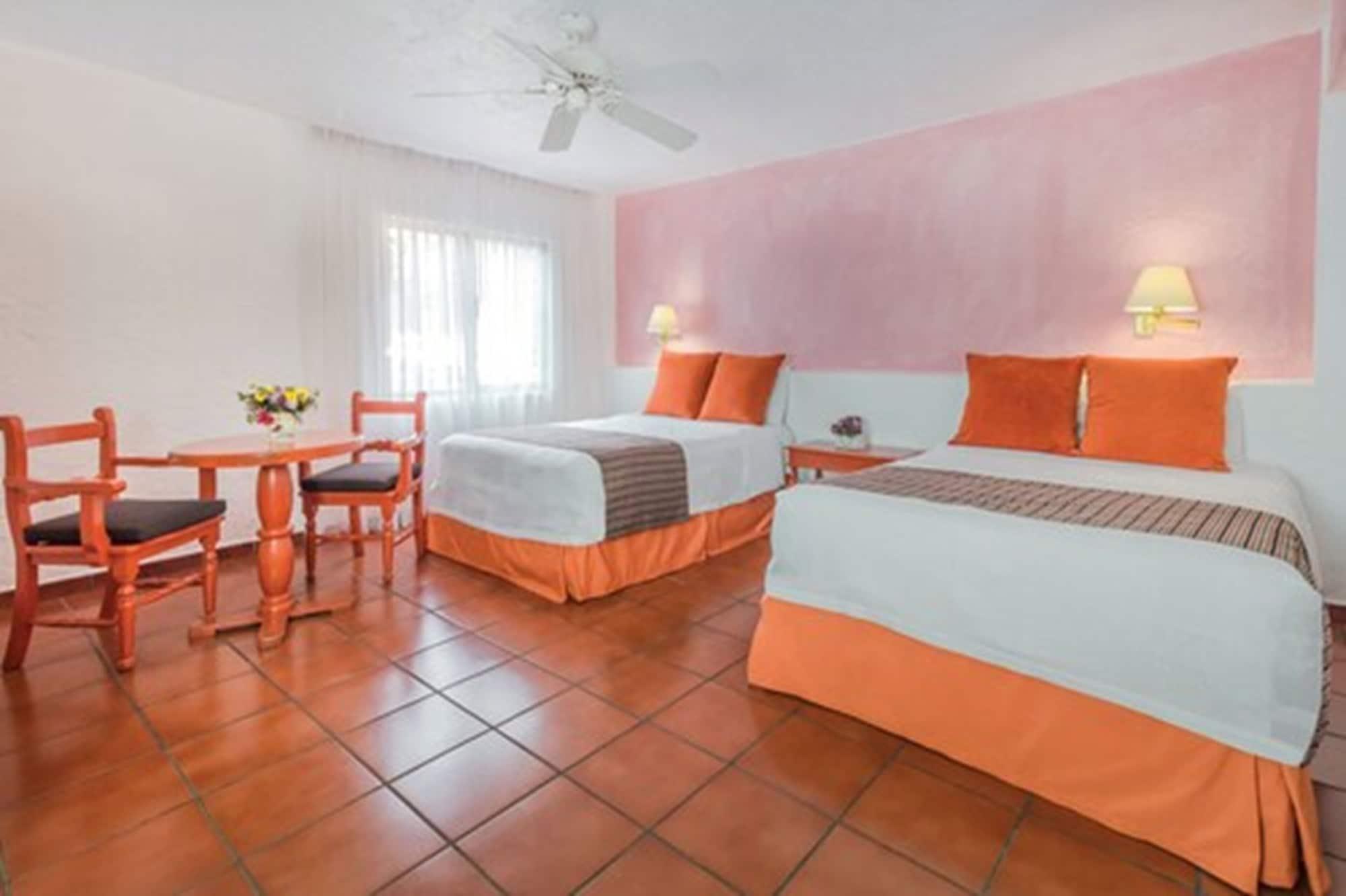Hotel Racquet 5*