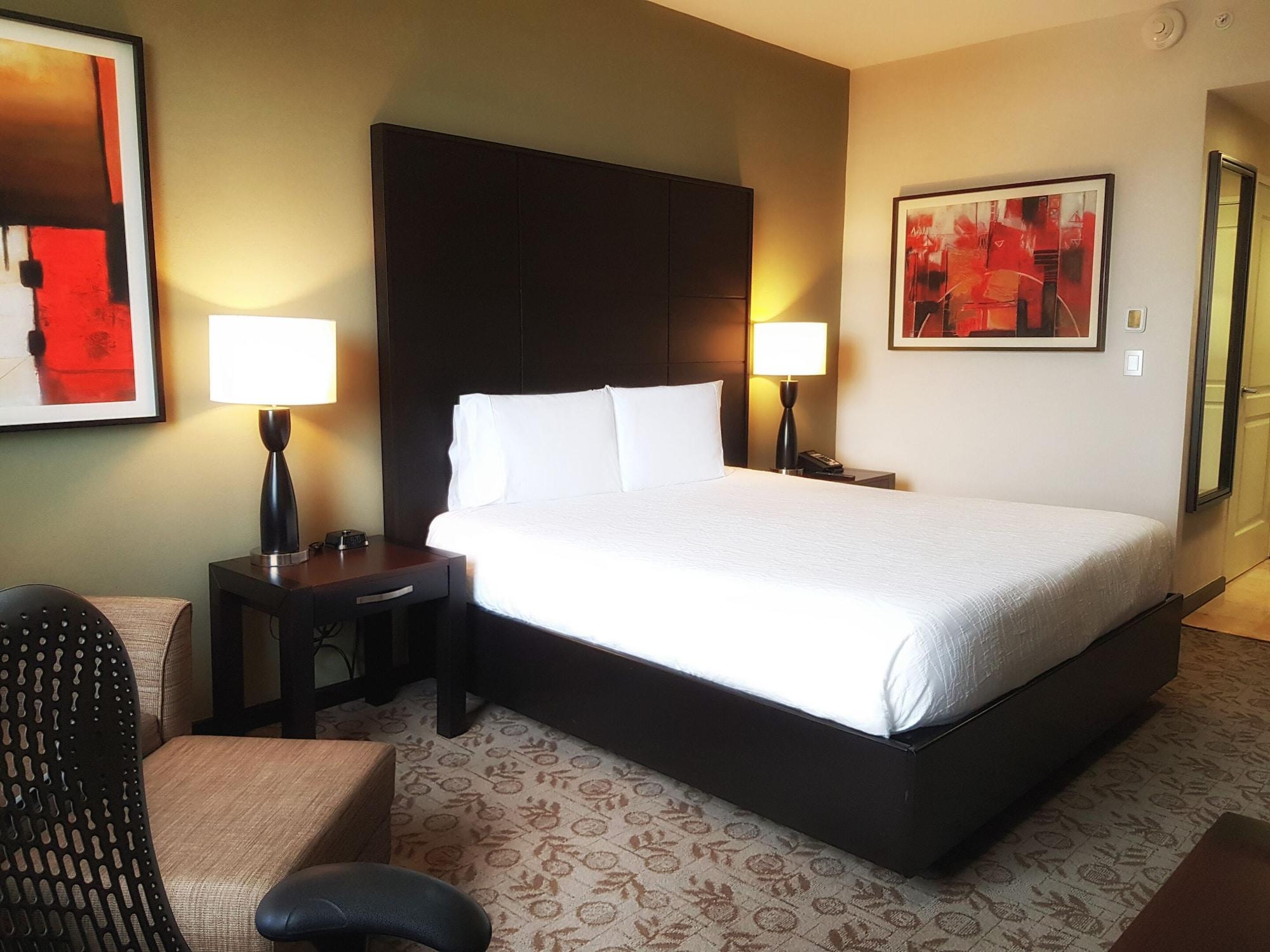 Hilton Garden 3*