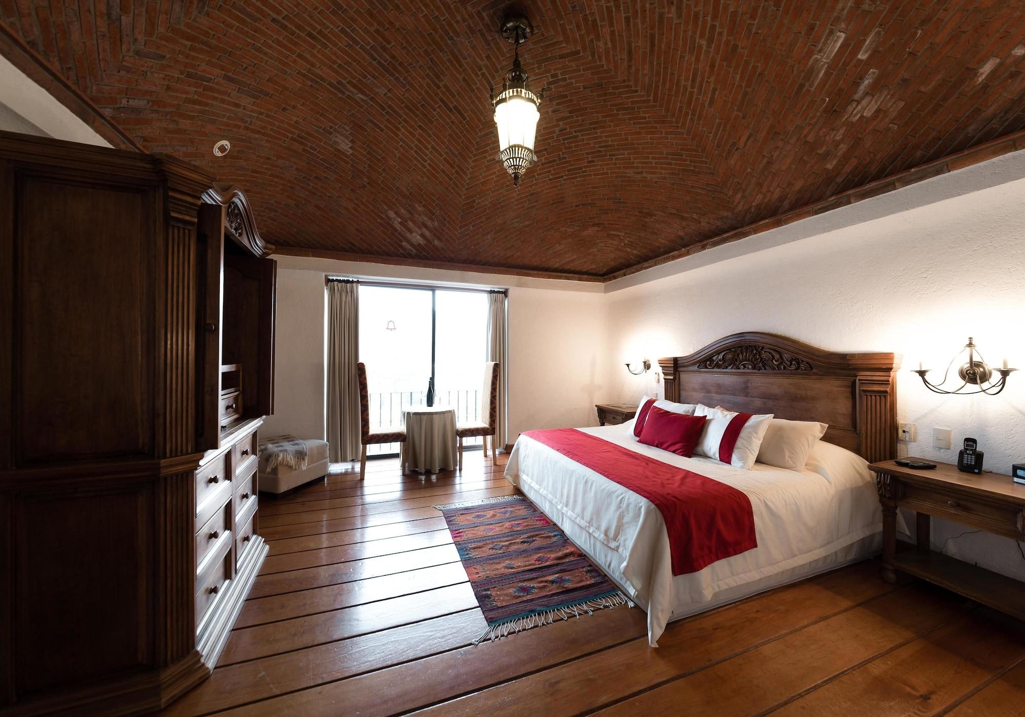 Hotel Mision Grand Casa Colorada