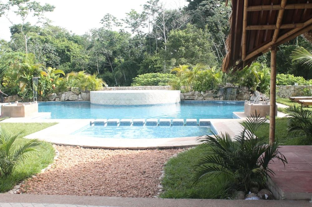 Axkan Palenque, Shows En Vivo & Gastronomia Mar Y Tierra & Travel Agency 4*