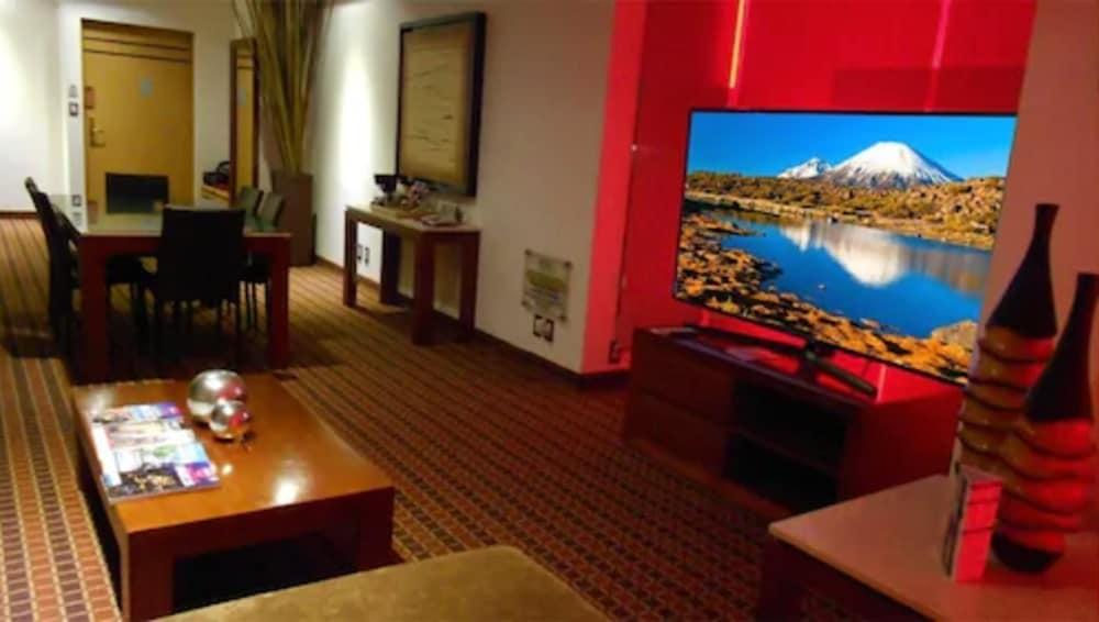 La Muralla & Hotel 5*