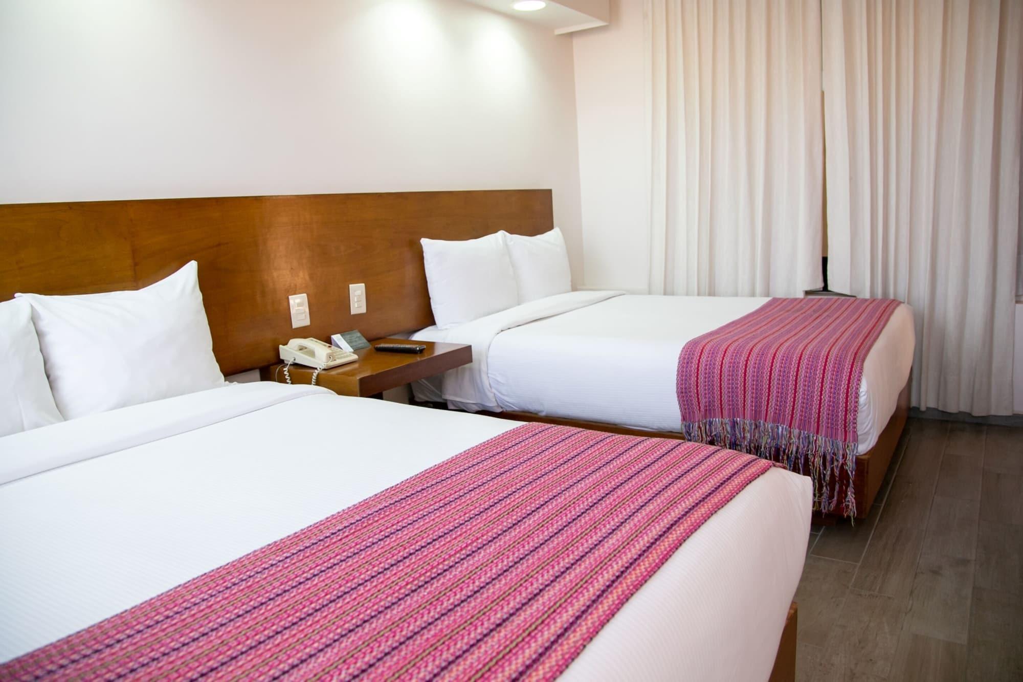 Alameda Centro Historico Hotel