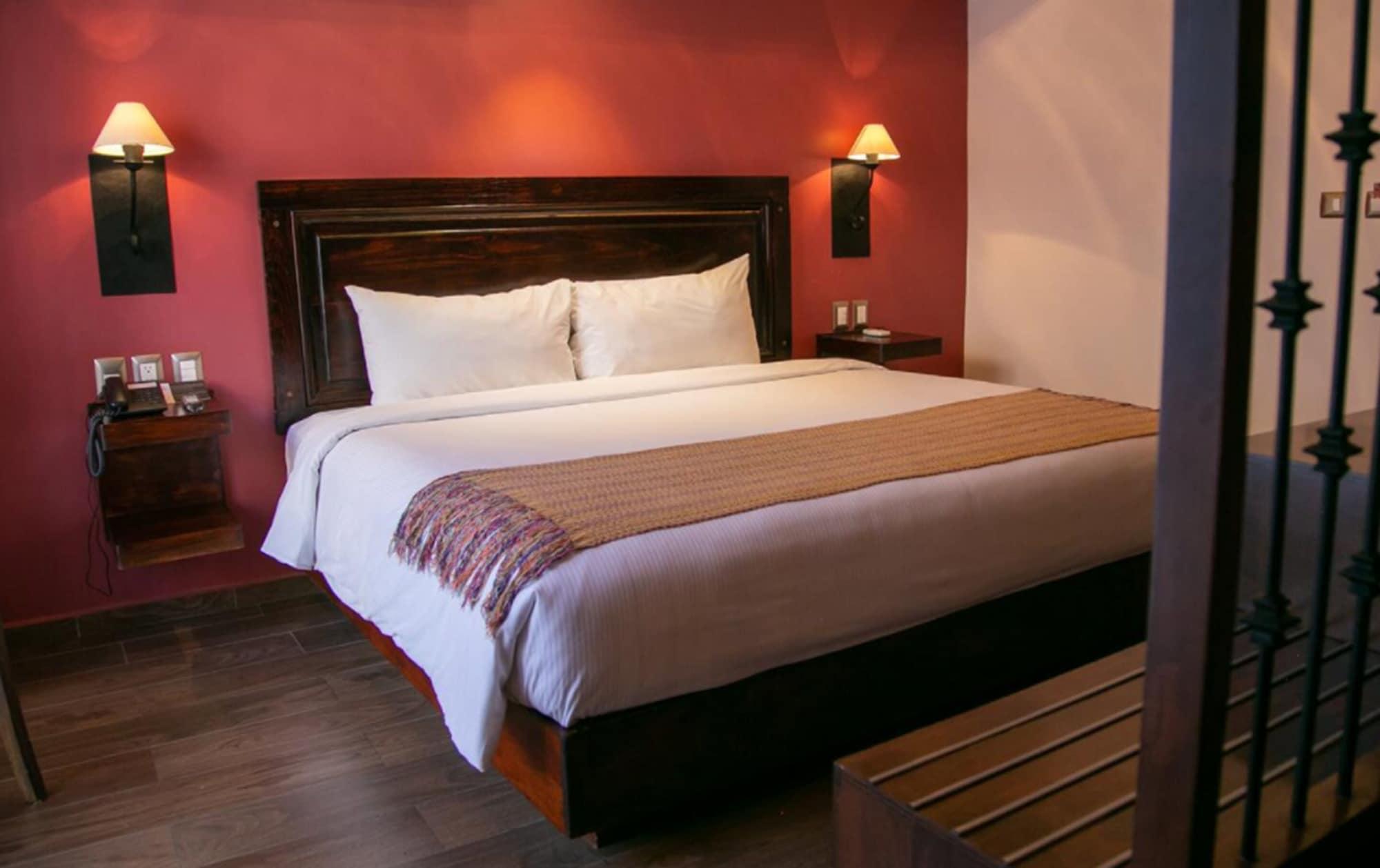 Alameda Centro Historico Hotel 4*