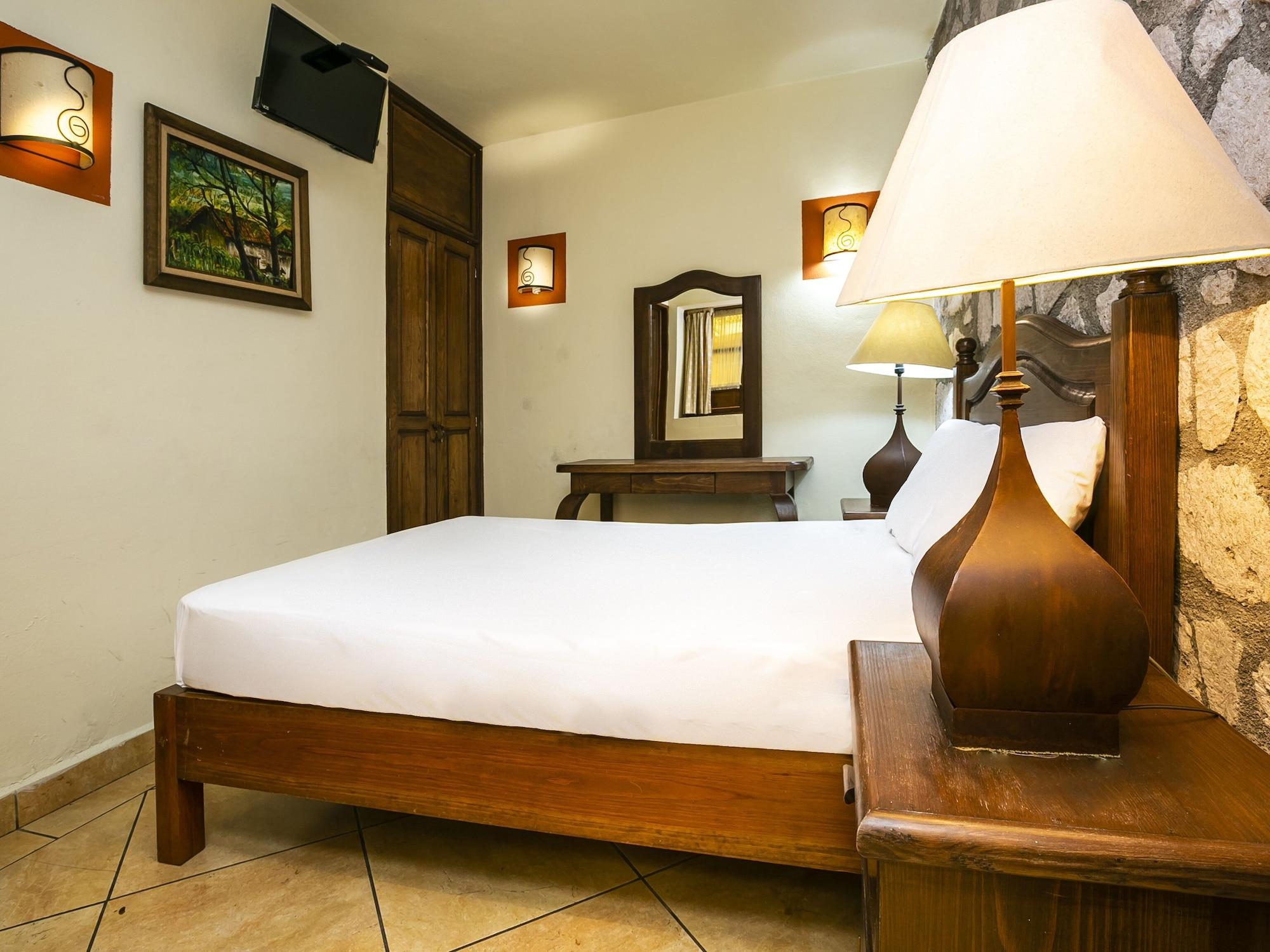 Hotel Casa Del Virrey & Morelia