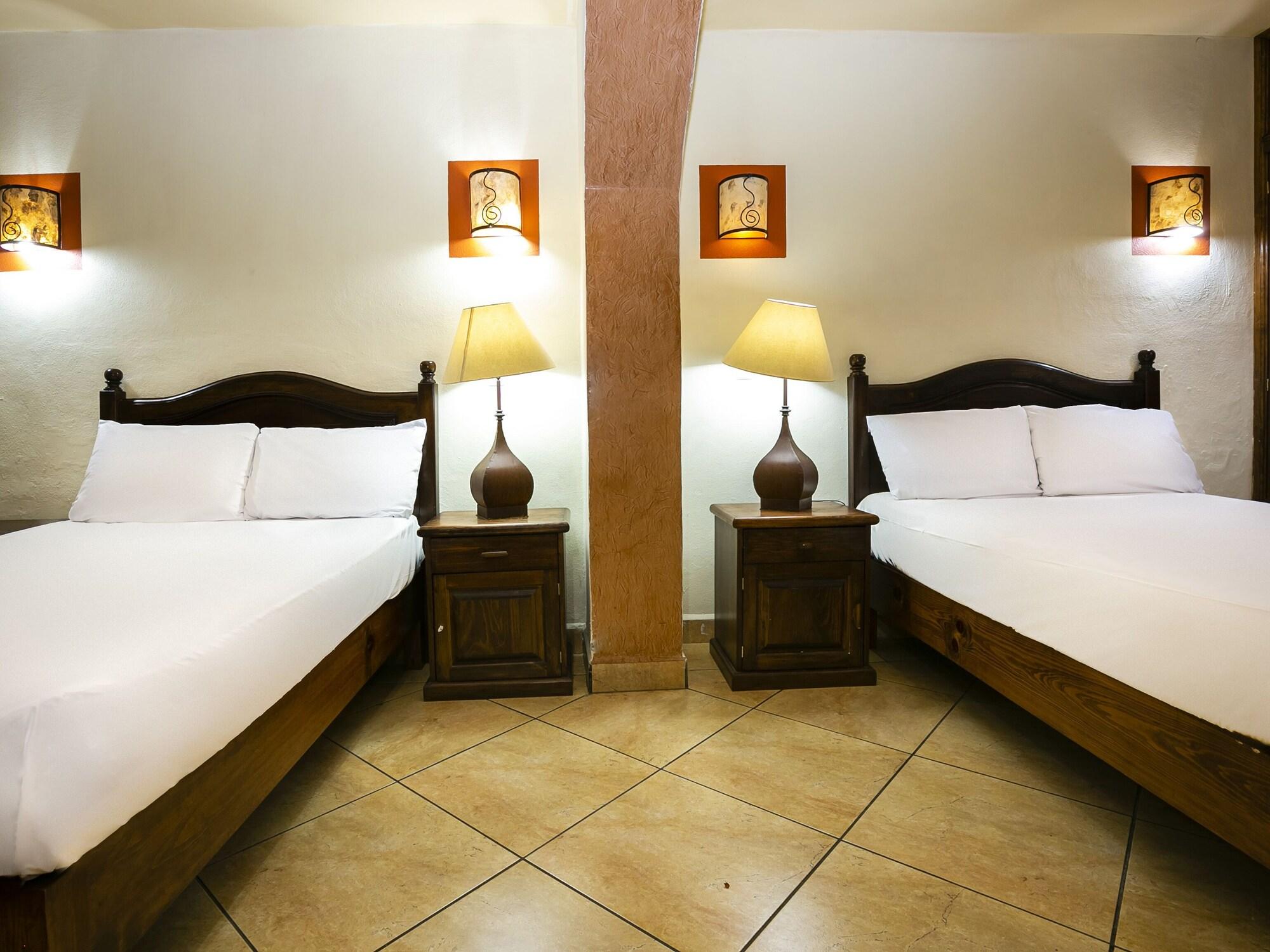Casa Del Virrey & Hotel