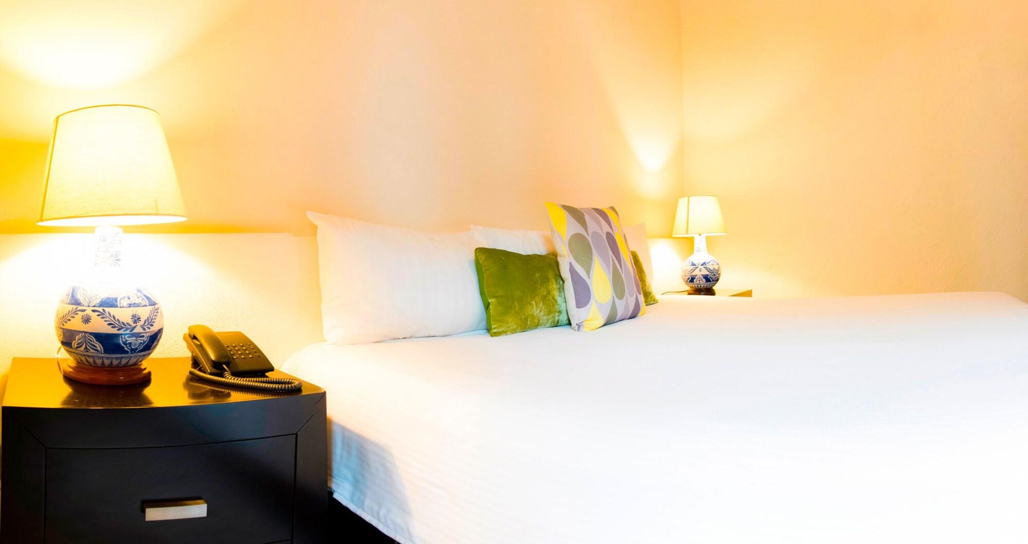 Expres By Hosting House Hotel 4*