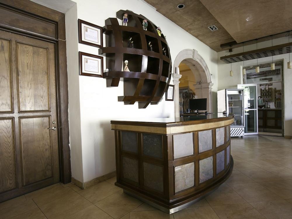 Casa Del Virrey & Hotel 2*