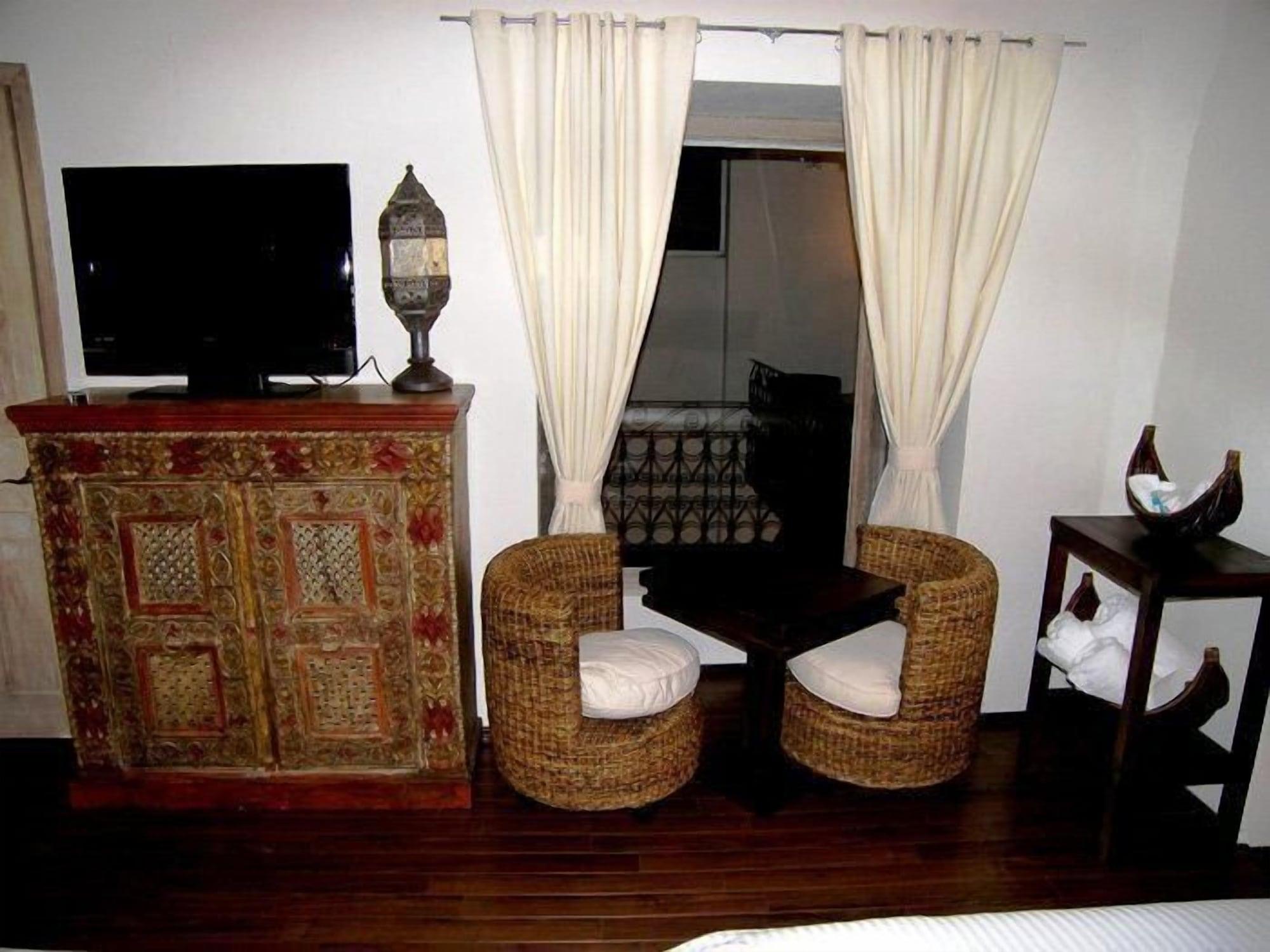 Del Portal Hotel 4*