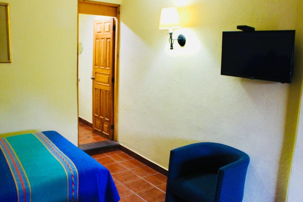La Parroquia Hotel Patzcuaro
