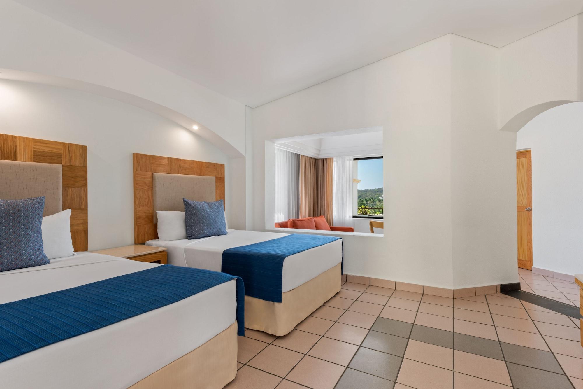 Park Royal Huatulco Resort