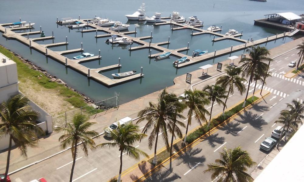 Balaju & 4* Veracruz