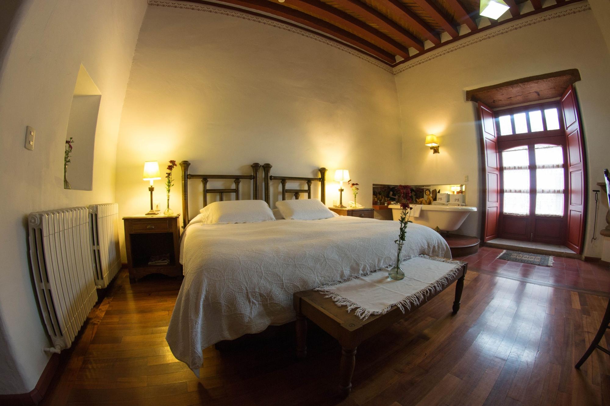Boutique La Basilica Patzcuaro