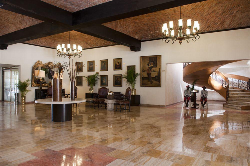 Real De Minas Poliforum Hotel