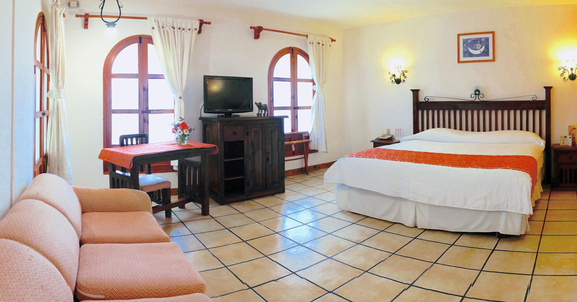 Hotel Rincon Del Arco 3*