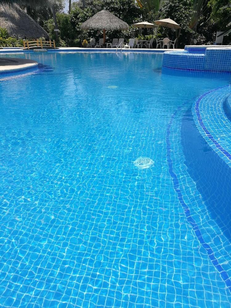 Aparthotel Hacienda De Melaque 3*