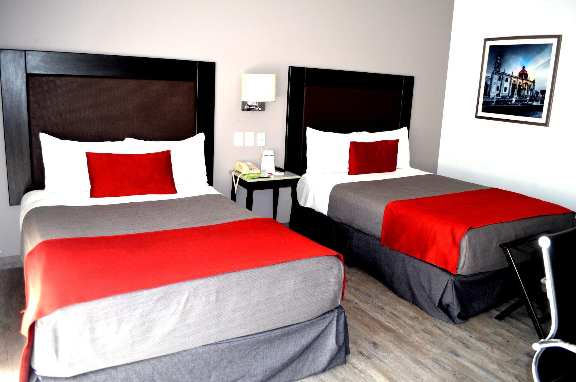 Plaza Camelinas 4*