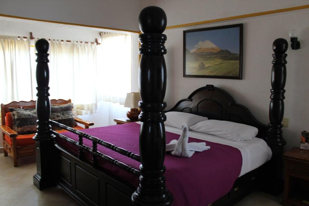 Azul Turquesa Hotel 3*