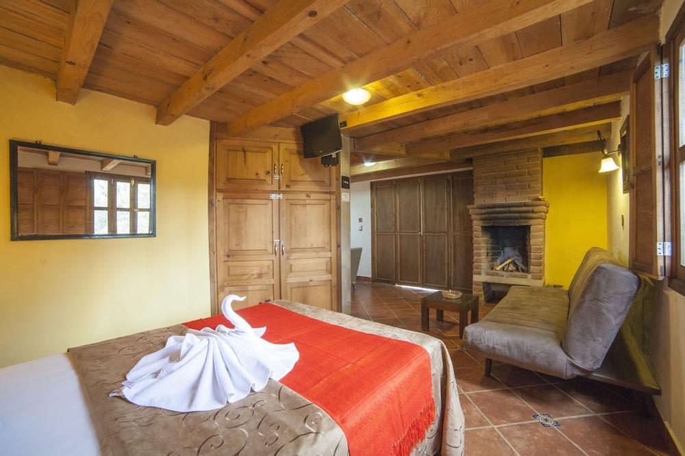 Hotel Y Sergia Torres