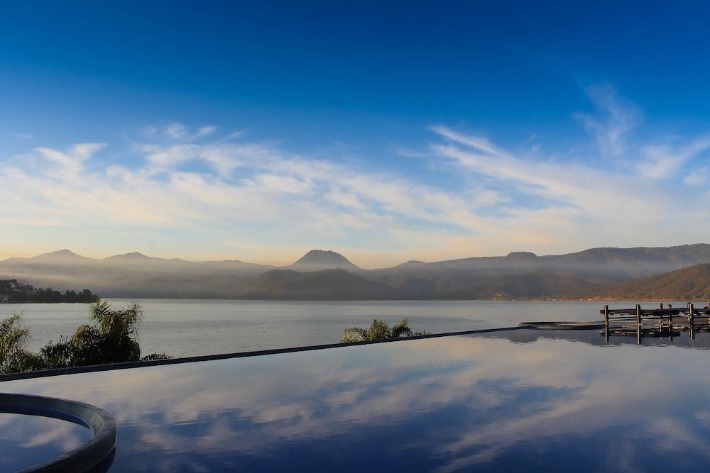 El Santuario & Resort Valle de Bravo