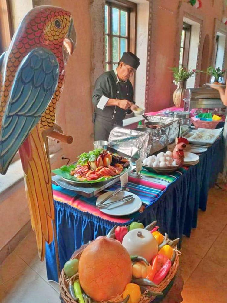 Hotel Tropicana Cabos, Tapestry Collection By Hilton