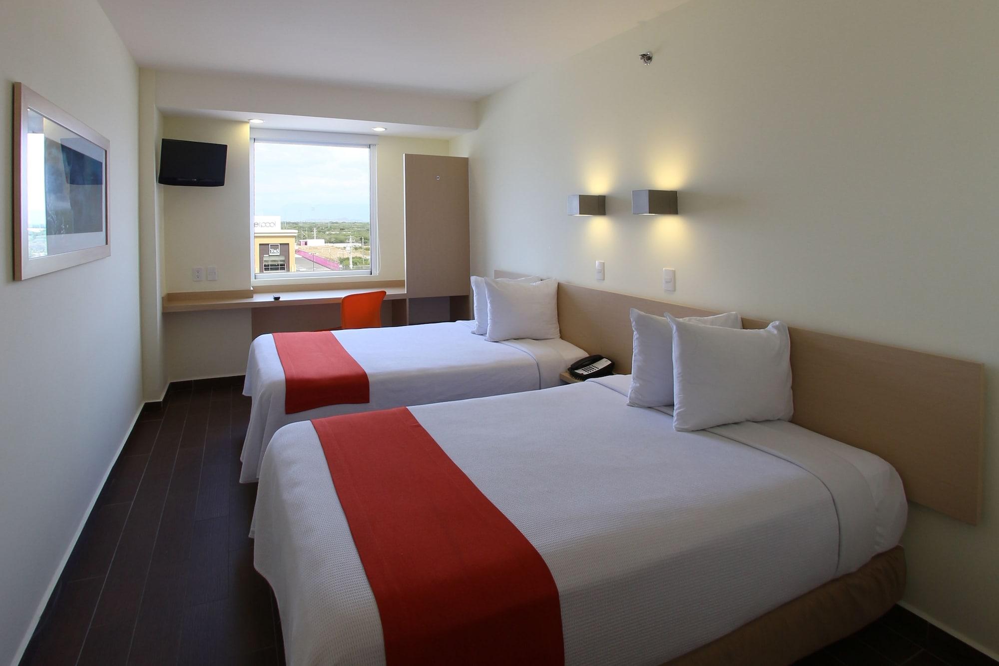 One Hotel Salina Cruz
