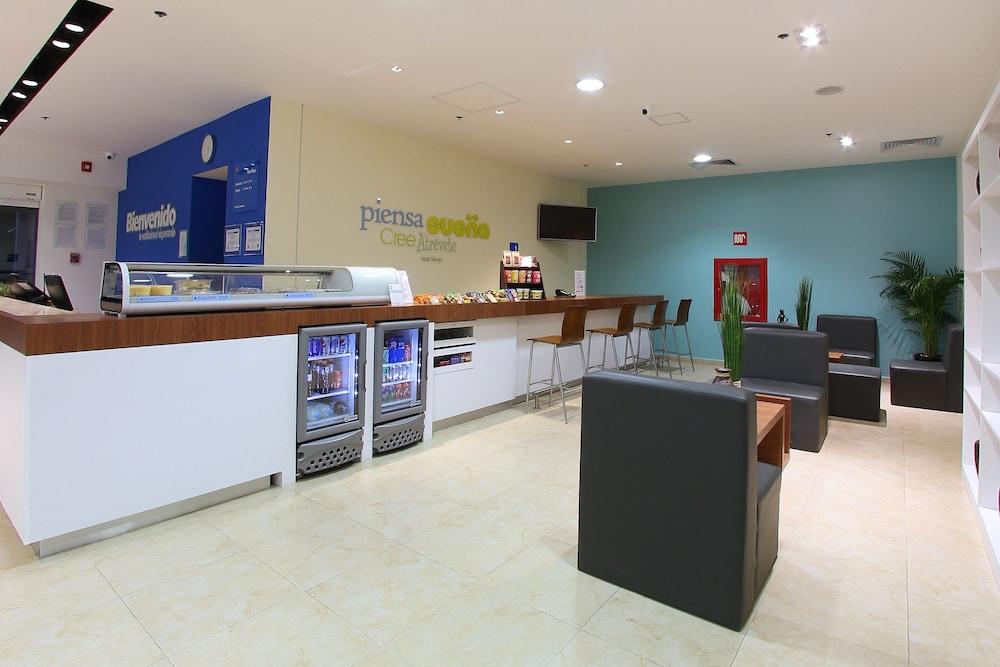 Hotel One Salina Cruz