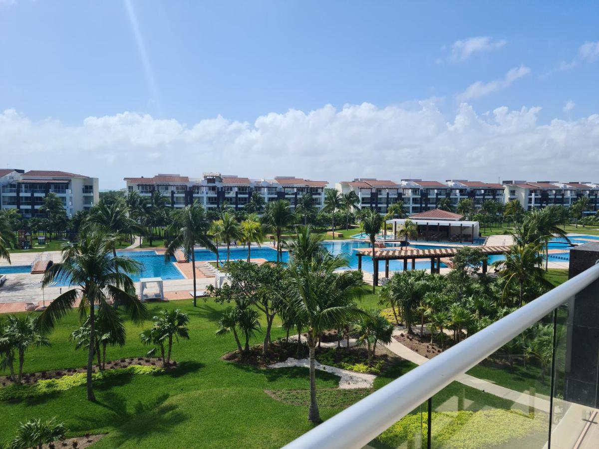 Luxury Ocean View Penthouse And Private Club *