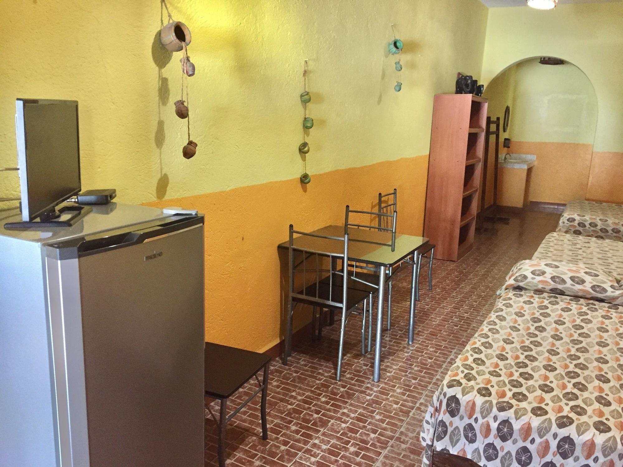 Salinas Hotel Zihuatanejo