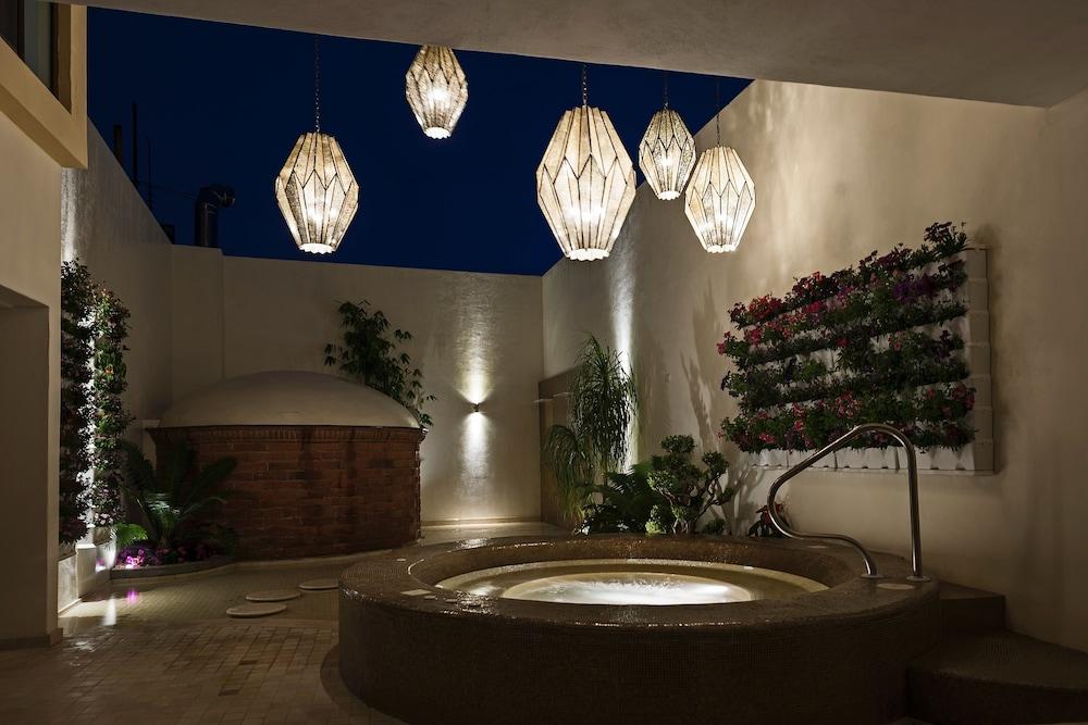 Mansion Del Conde Boutique & (adults Only) 5*