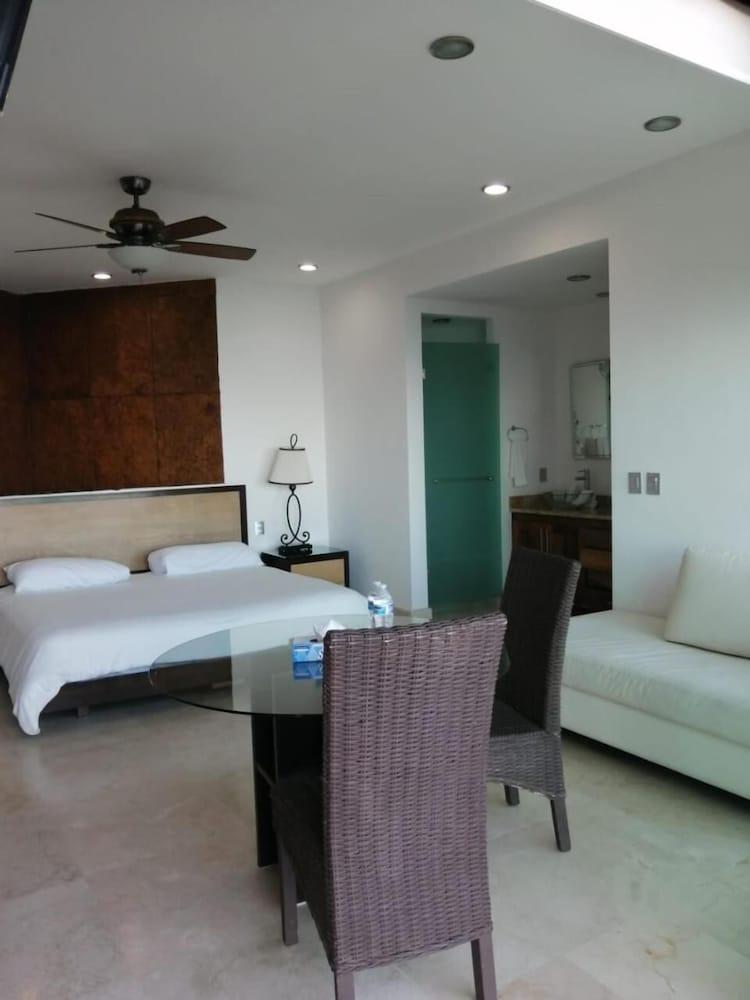 Hotel Mondavi 4*