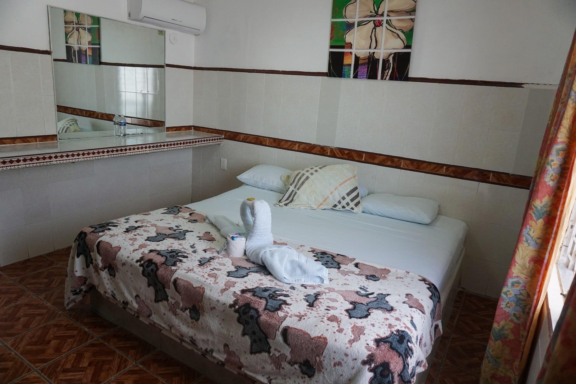 Real Azteca Hotel
