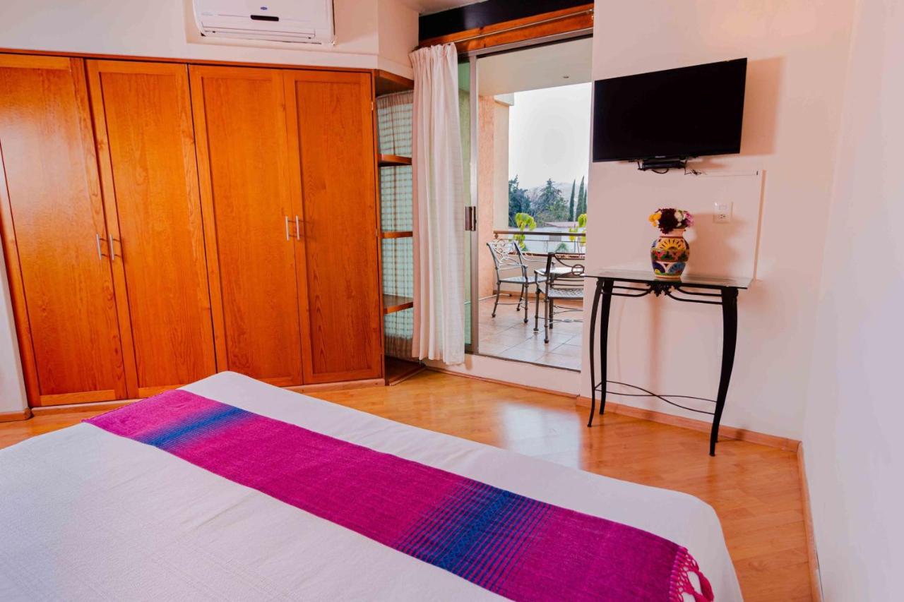 Hotel Xadani 4*