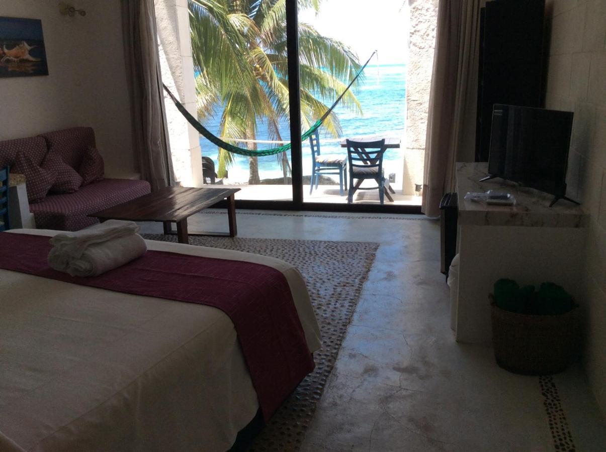 Maria's Kin Hotel 3*
