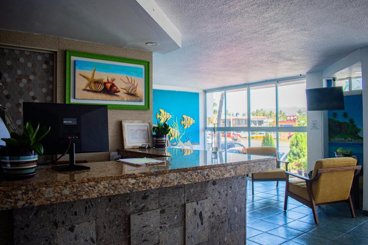 Hotel Caracoles Manzanillo