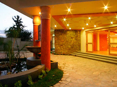 Xadani Hotel 4*