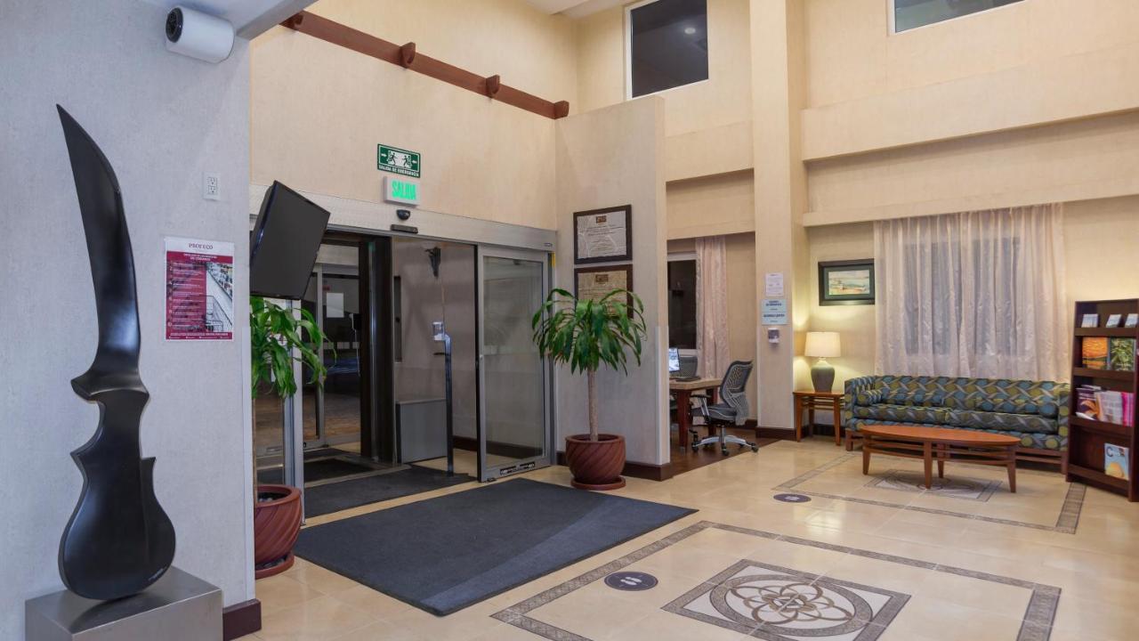 Resort Express & By Ihg 3*