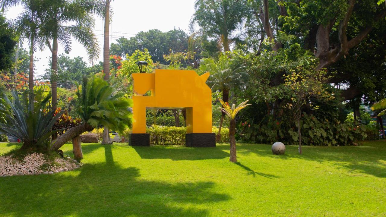 Express & By Ihg Resort 3*