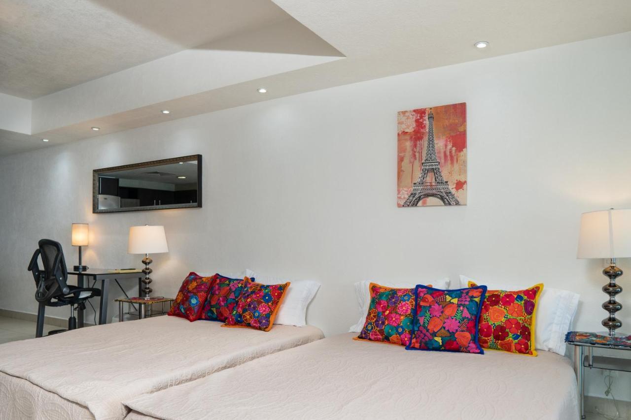 Ocean Front Sleeps 4 Adults-grand Venetian T3000-1606 * Puerto Vallarta