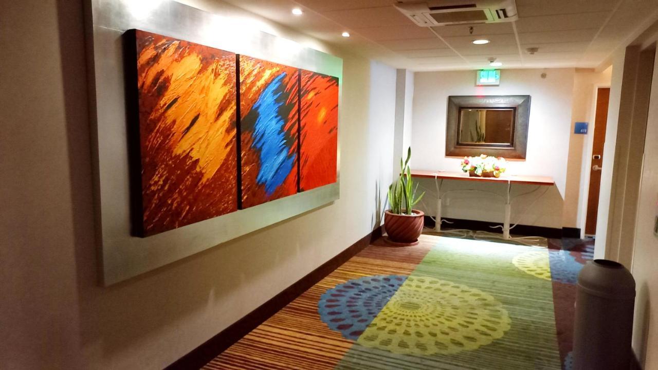 Resort Express & By Ihg