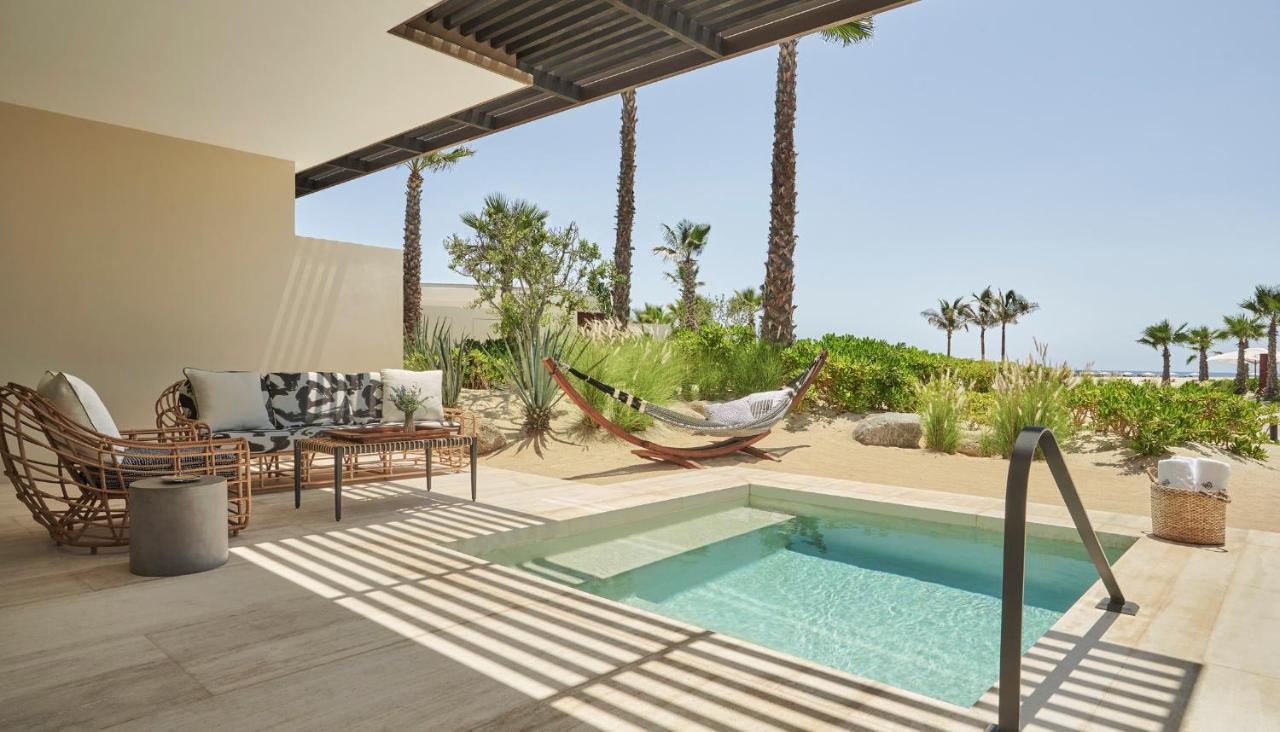 Resort Four Seasons Cabos 5*