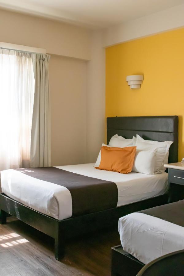 Plaza Poblana Hotel 4*