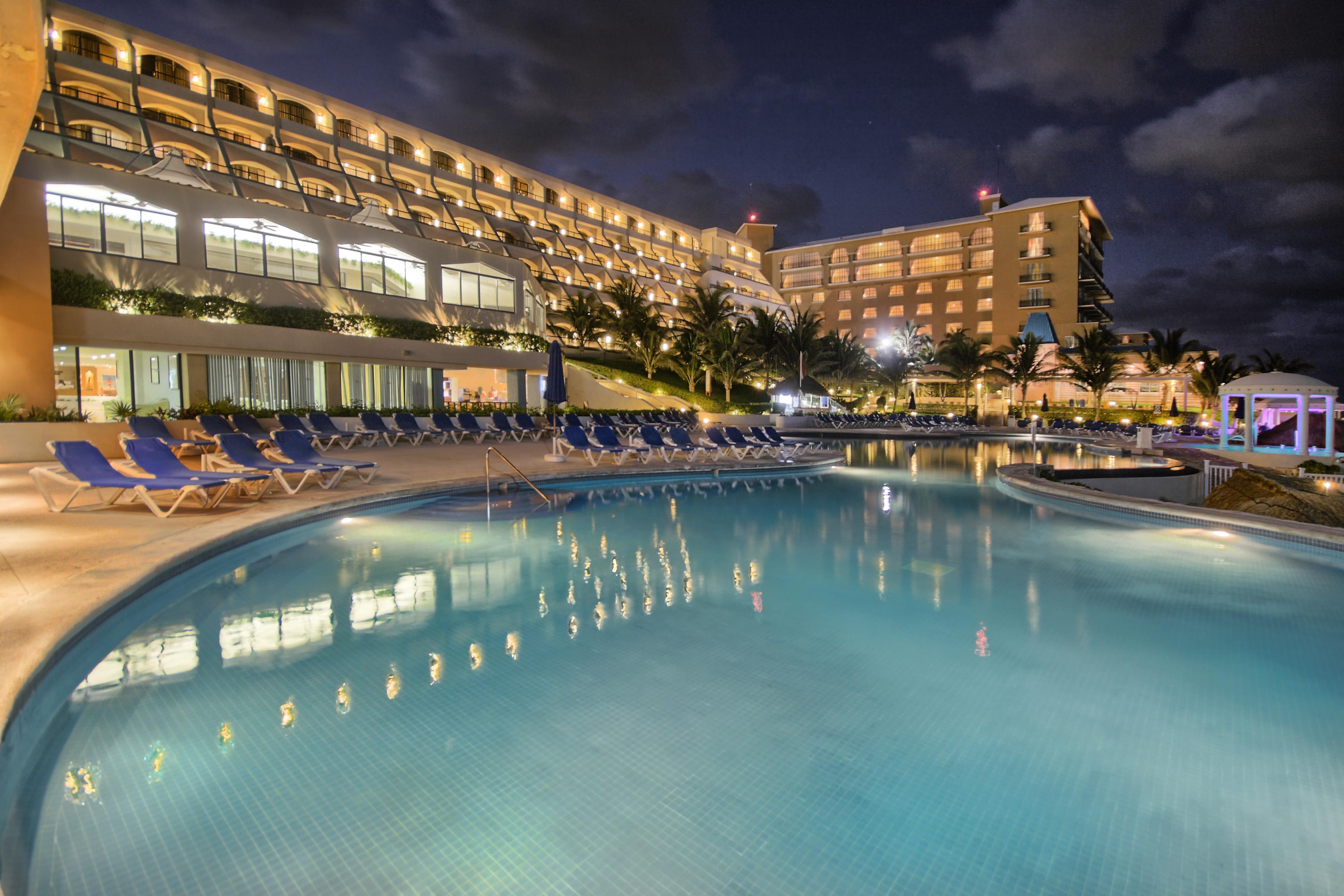 Golden Parnassus & (adults Only) 3*