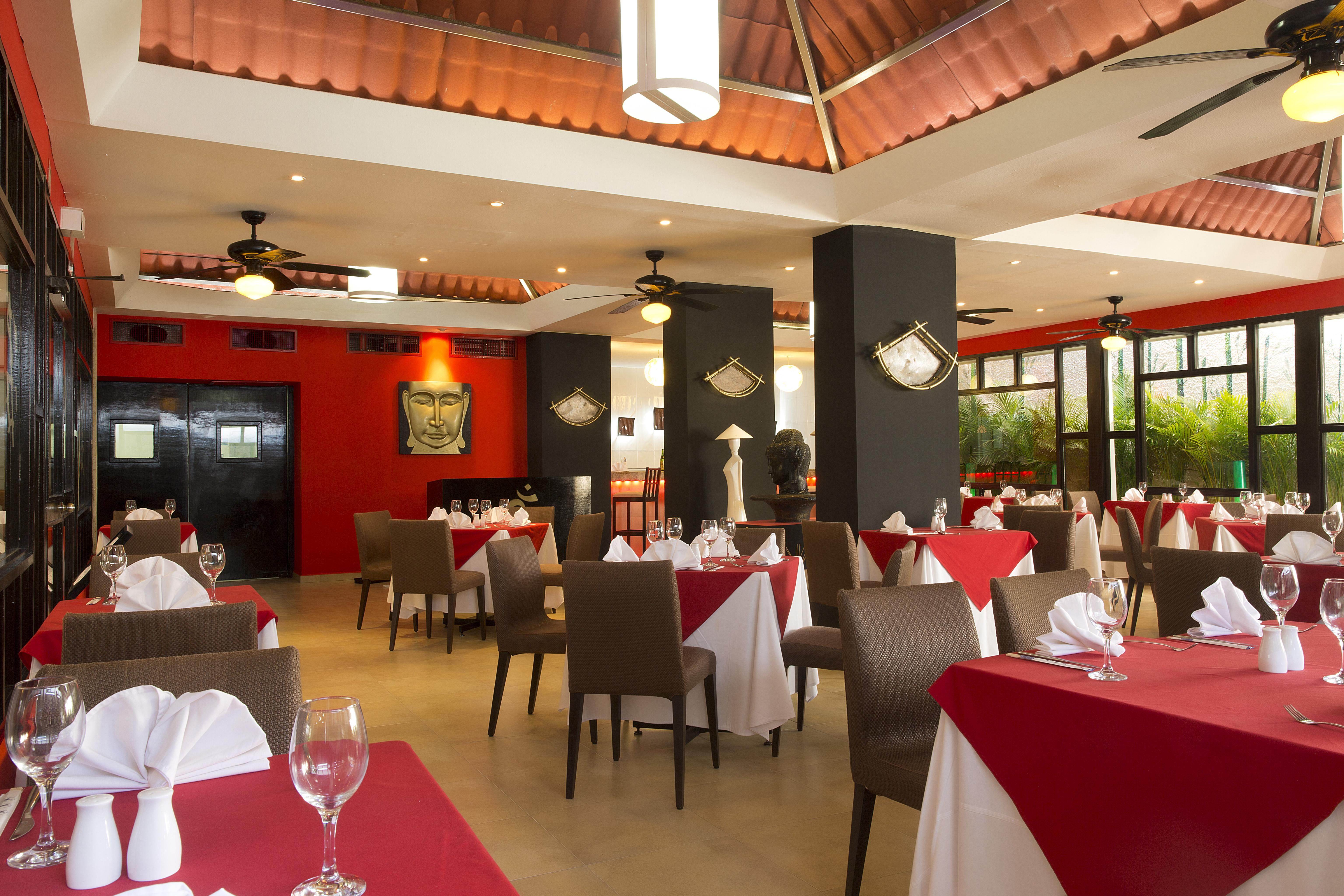 Golden Parnassus & (adults Only) Hotel 3*