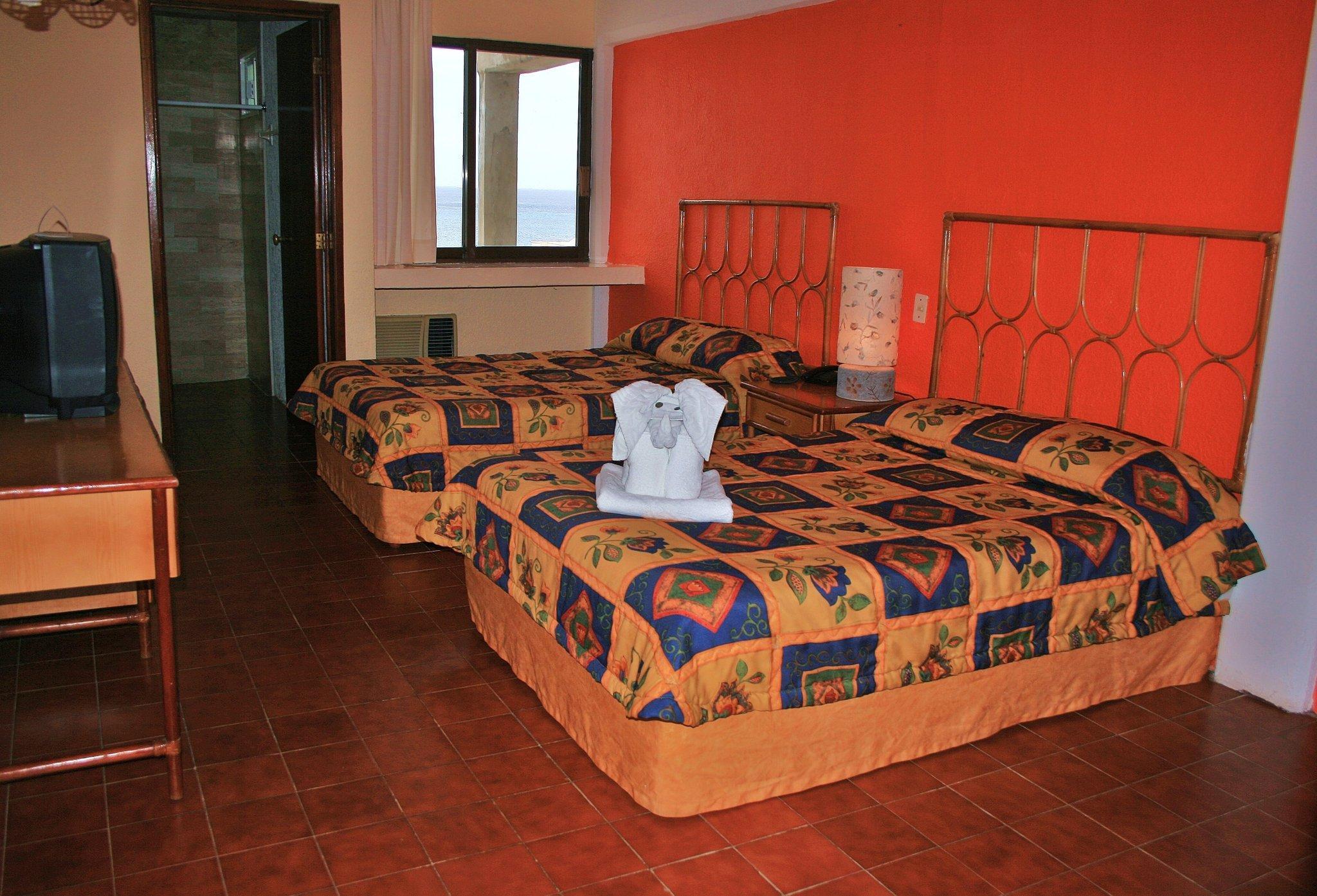 Hotel Plaza 3*